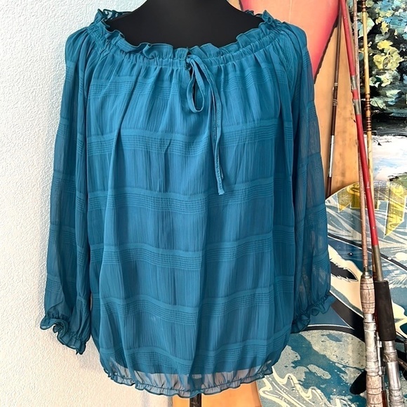 ⭐️NWT, Francesca’s Collection, Criss Cross, Eye-Catching Teal Textured Blouse, M - Picture 11 of 14